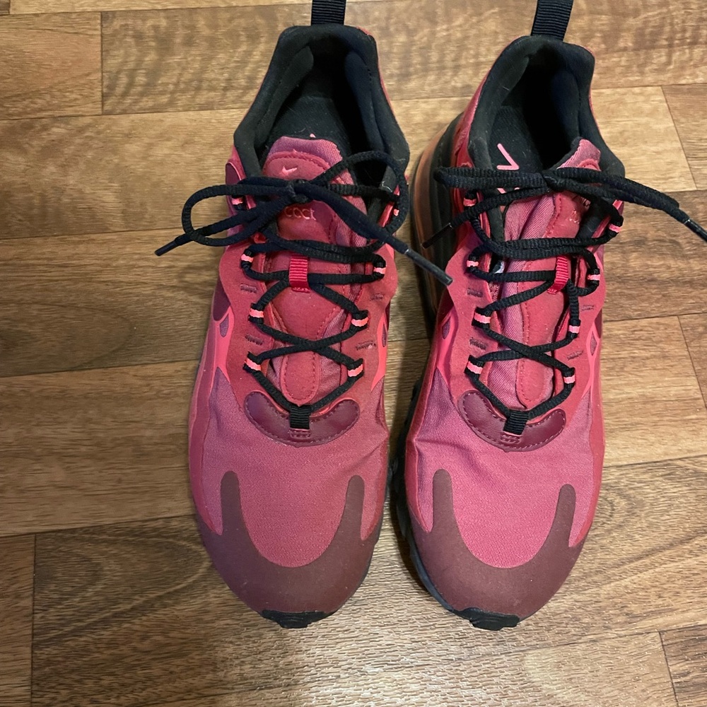 Mens Nike sneakers